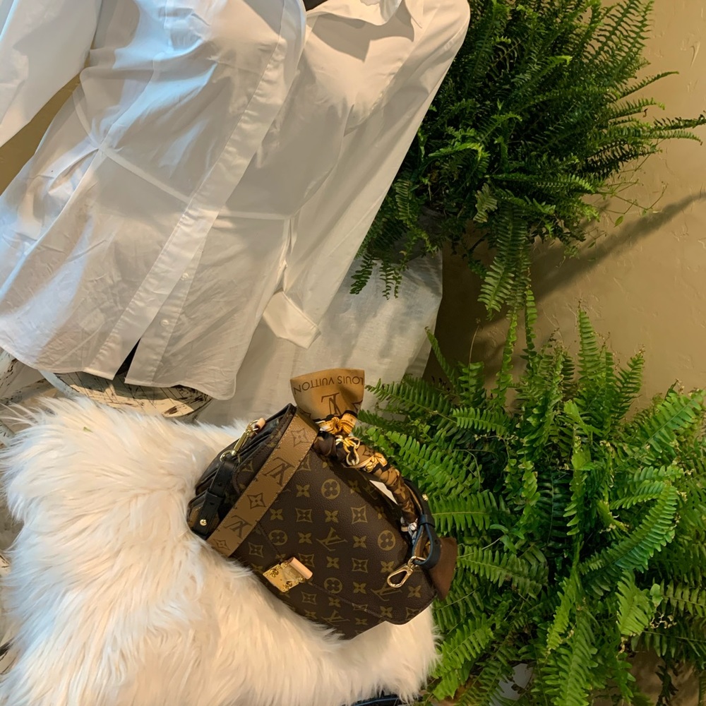 Welcome to my closet NFS - Picture 14 of 16